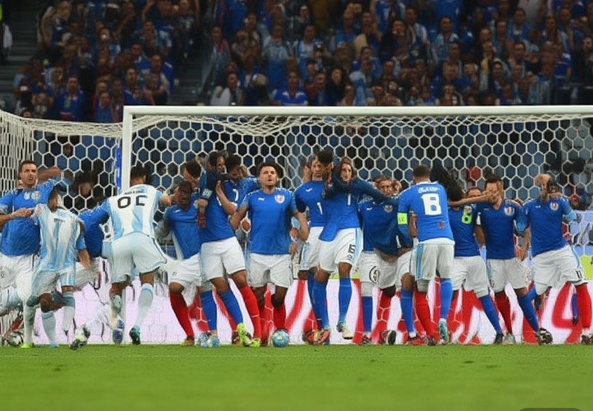 阿根廷VS意大利：激战平局解析：攻势与防守对决(图4)